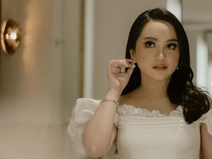 Reaksi Rachel Amanda Saat Disinggung Jadi Pengantin Baru