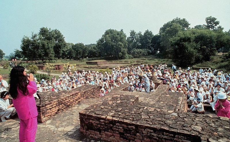Shoko Asahara pemimpin Aum Shinrikyo