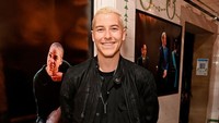 Taz Skylar menjadi sorotan setelah Netflix mengumumkan perannya sebagai Sanji dalam film live action One Piece: (Dave Benett/Getty Images/David M. Benett)