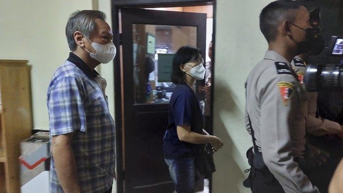 Adik kandung keluarga yang tewas mengering