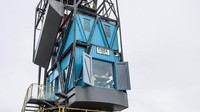 Apartemen unik ini dibuat dari crane pelabuhan yang diproduksi pada tahun 1957. Dok. inhabitat