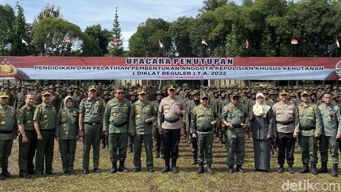 Diklati Polisi Hutan di Sukabumi. Diklati Polisi Hutan di Sukabumi.