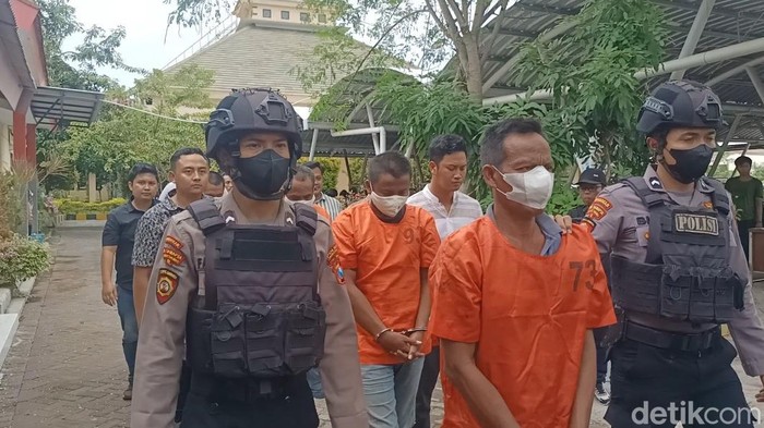 Empat komplotan penimbun BBM di Probolinggo Empat komplotan penimbun BBM di Probolinggo