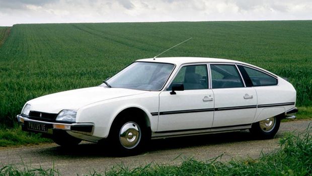 Ilustrasi mobil lawas Citroen.