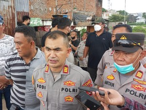 Polisi Razia Narkoba di Kampung Boncos Jakbar, 2 Orang Diamankan