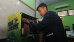 Keren! Siswa SMK di Boyolali Ini Bikin ATM Pemilah Sampah