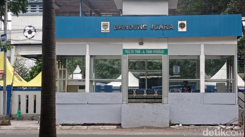 Kondisi Shelter TMB Bandung. Kondisi Shelter TMB Bandung.