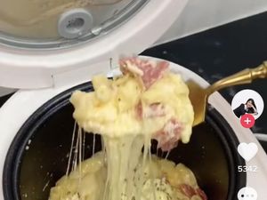 10 Kreasi Masakan Anak Kos Pakai Rice Cooker yang Mudah Ditiru