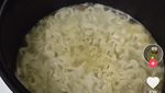 10 Kreasi Masakan Anak Kos Pakai Rice Cooker yang Mudah Ditiru