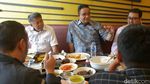 Lihat Lagi Momen Anies-Tim Kecil Koalisi Perubahan Makan Siang Bareng