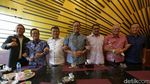 Lihat Lagi Momen Anies-Tim Kecil Koalisi Perubahan Makan Siang Bareng