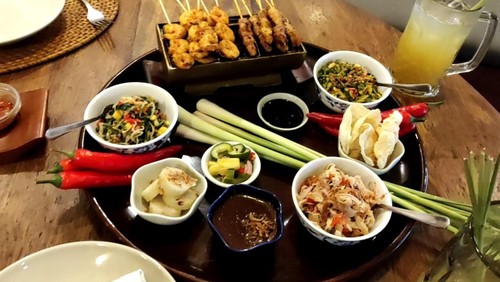 Masakan khas Bali yang disantap Perdana Menteri Kanada Kanada Justin Trudeau bersama PM Inggris Rishi Sunak di sela KTT G20. Foto: IST