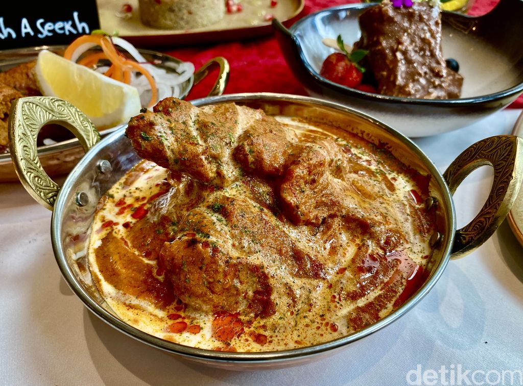 Maya By Sailendra Restaurant