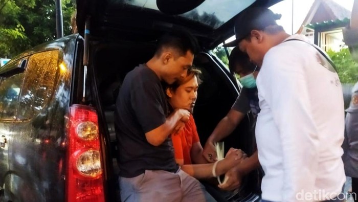 penusukan di banyuwangi