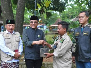 Peduli Lingkungan, PPP Beri Bibit Nangka ke Kader Se-Karesidenan Pati
