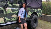 Saat tampil di Ini Bukan Talkshow, Ratu Aulia mengaku merasa lebih disayang orang kalau kepalanya dielus. (Foto: dok Instagram)
