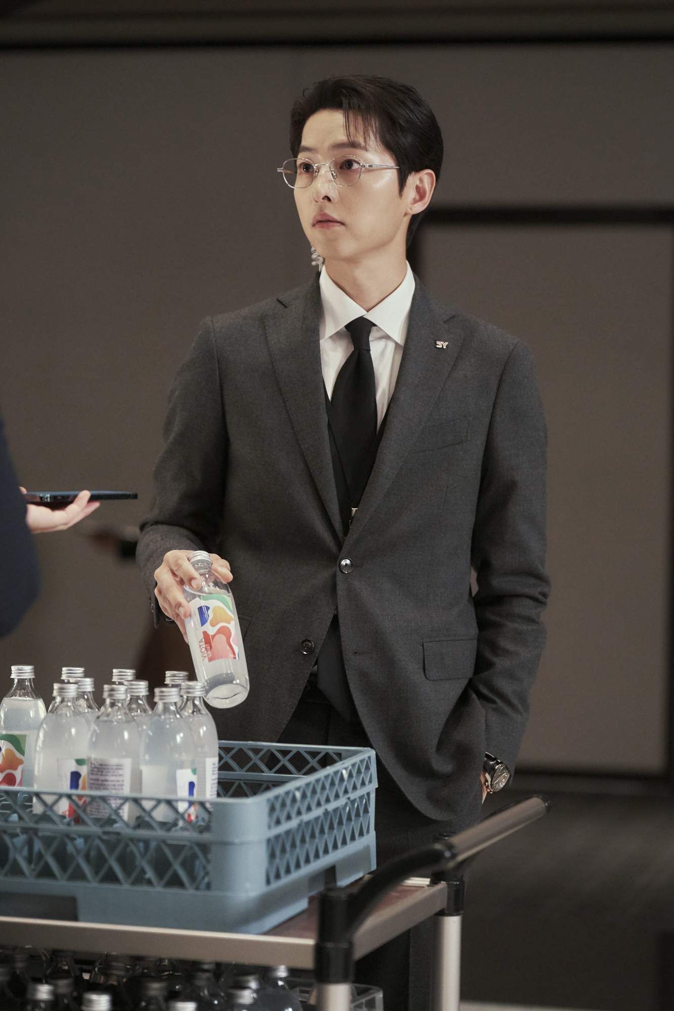 Reborn Rich Yoon Hyun Woo 2 Karakter Song Joong Ki di Reborn Rich, Mana Favoritmu?