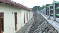 Hal tersebut kemudian ditindak lanjuti dengan proses pembangunan yang intensif sejak 25 Januari 2022, dengan menerapkan standar rumah layak huni yang merujuk pada standar Sustainability Development Goals (SDGs).