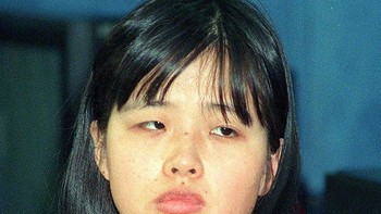 Tomoko Matsumoto, istri dari Asahara, dipenjara 7 tahun karena terbukti ikut terlibat dalam kejahatan Aum Shinrikyo. Foto: Getty Images