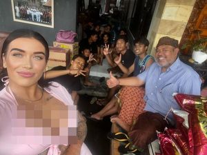 Dadanya Menyembul Saat di Panti Asuhan Bali, Turis Ini Dihujat Netizen