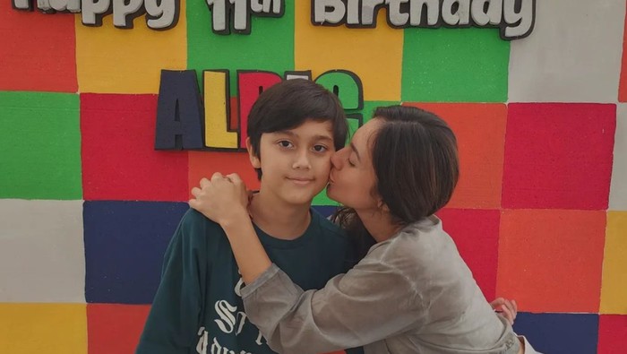 wulan guritno wulan guritno