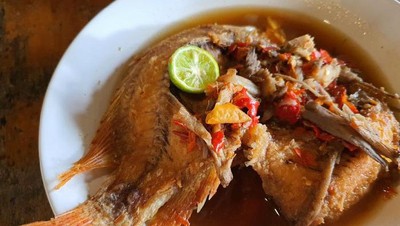 10 Resep Ikan Air Tawar Lezat, Gurame Asam Pedas hingga Pecak Nila