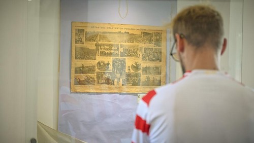 Museum Sepak Bola ini dapat menampung ratusan wisatawan dari semua negara untuk melakukan tur bagian dari sejarah olahraga paling populer di Uruguay.