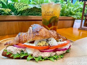 Croissant Butter Gosong Justru Jadi Favorit di Bakery Korea Hits Ini