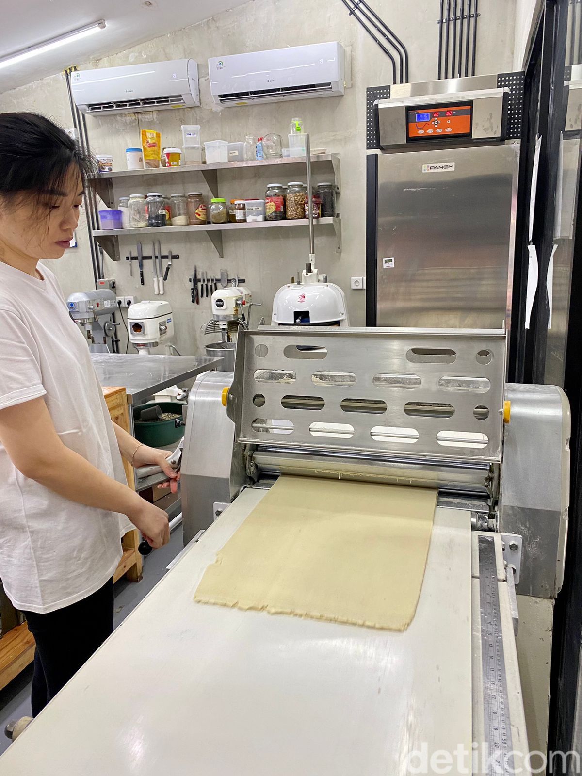 Di Artisan Bakery Nool/Strala, Proses Pembuatan Croissant Sampai 3 Hari!