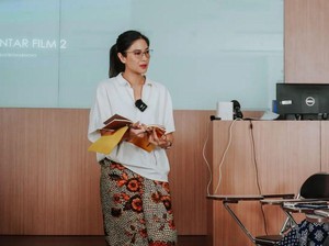 UI Benarkan Aktris Dian Sastro Jadi Dosen Vokasi, Ini Statusnya!