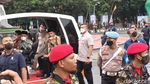 Potret Jokowi Tiba di Lokasi Muktamar Muhammadiyah Naik Mobil Listrik