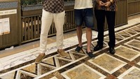 Jordi Amat yang merupakan keturunan Spanyol agaknya sudah memiliki ketertarik dengan kuliner Indonesia. Ada momennya saat makan di restoran Bali. Foto: Instagram @jordiamat5