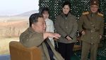 Momen Kim Jong-Un Ajak Putrinya Nonton Peluncuran Rudal Antarbenua