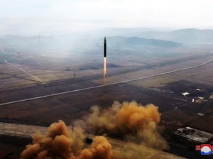 Korut Kembali Luncurkan 2 Rudal Balistik, Jatuh ke Lautan
