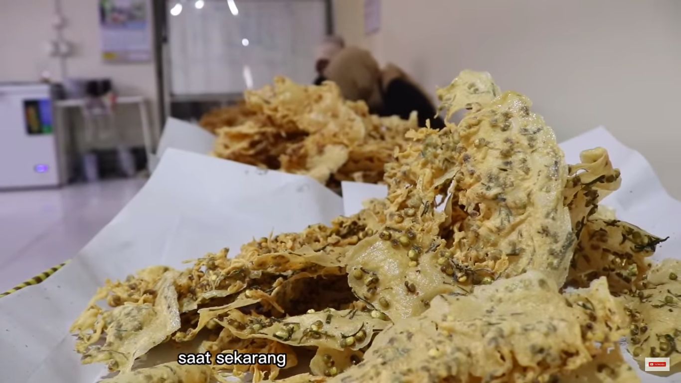 Kisah sukses penjual rempeyek