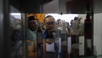 Mendag Zulkifli Hasan melanjutkan, guna menyukseskan jalan produk Indonesia di luar negeri, dibutuhkan kolaborasi semua pihak. Untuk itu, Kementerian Perdagangan hadir sesuai perannya membantu para pelaku usaha termasuk UKM, mencari pasar yang tepat. Mendag menegaskan, hal ini juga sejalan dengan komitmen Kemendag membuka pasar nontradisional. 