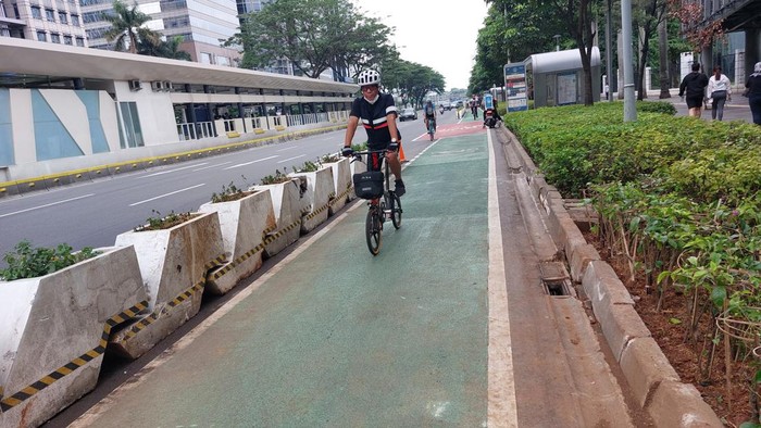 Memprioritaskan Keselamatan dan Kenyamanan: Jalan Sepeda yang Responsif terhadap Kebutuhan Pengendara