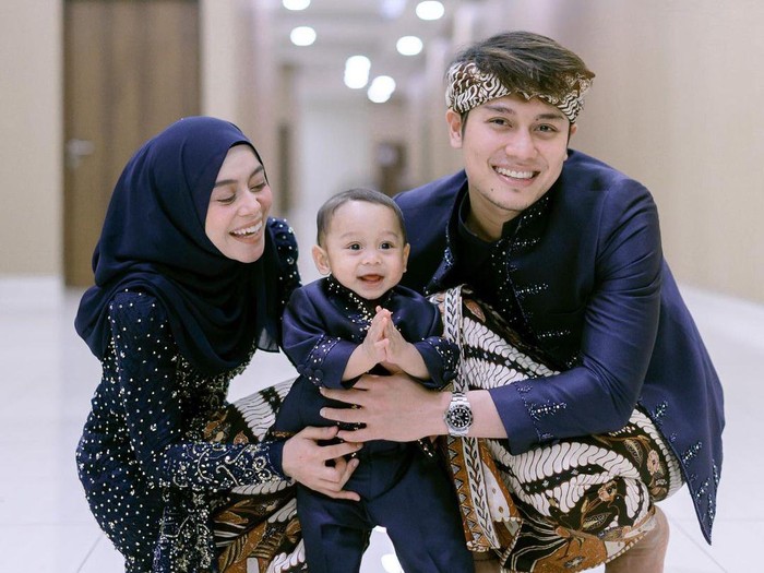 Lesti Kejora dan Rizky Billar dipernikahan Beni Mulyana.