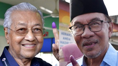 Momen Mahathir dan Anwar Ibrahim Berikan Suara di Pemilu Malaysia