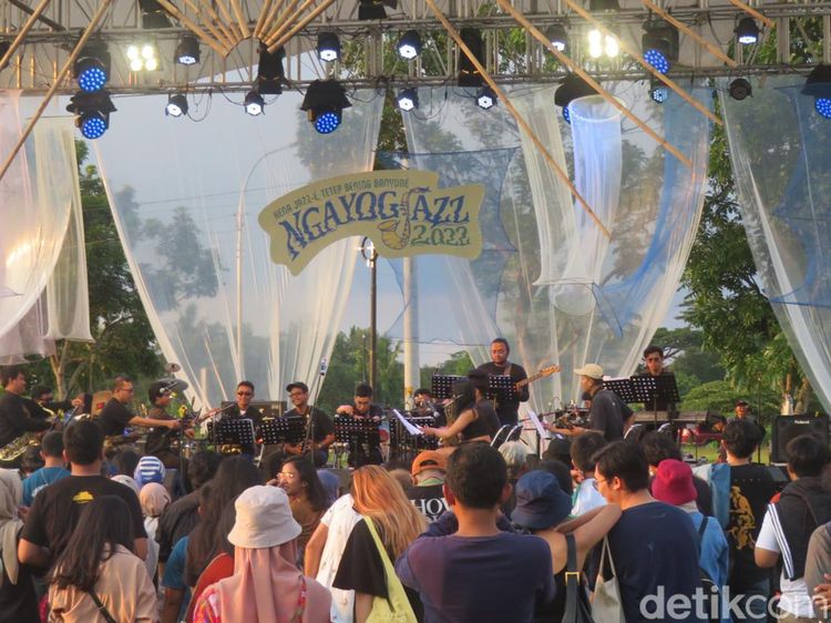 Serunya Konser NgayogJazz 2022, Kandang Sapi Disulap Jadi Panggung