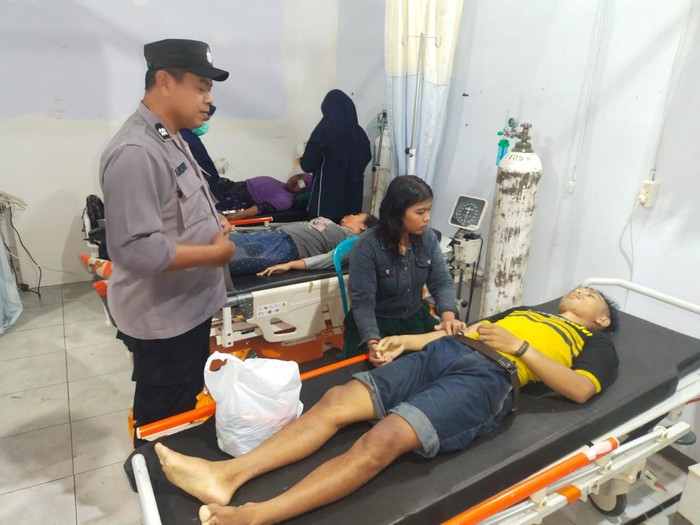Pemotor tewas tabrak pohon di Ngawi