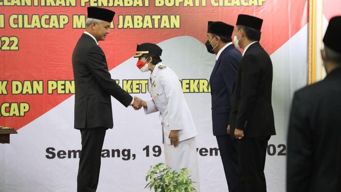 Kepala Dinas Kesehatan Jawa Tengah, Yunita Dyah Suminar ditugasi sebagai Penjabat (Pj) Bupati Cilacap.