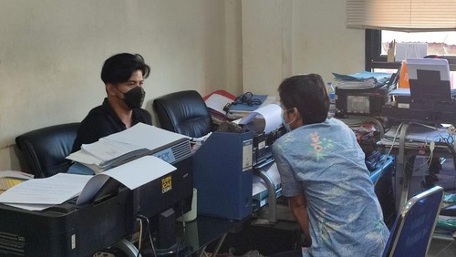 Urip Saputra saat diperiksa polisi (Rizky-detikcom)