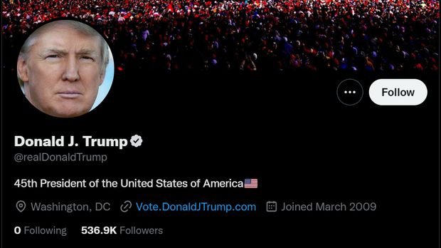 Akun Twitter Donald Trump muncul kembali