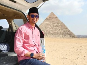 Kairo, Makam Sayyidina Husein dan Ayat-Ayat Cinta