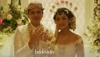 Rendi Jhon menikahi Glenca Chysara tepat 7 hari setelah sang bunda meninggal dunia. Foto: dok. Live Instagram Bridestory