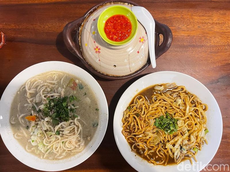 Hidden Gem! Ada Tempat Makan Bakmi Jawa dan Bubur Gudeg Enak di Bekasi