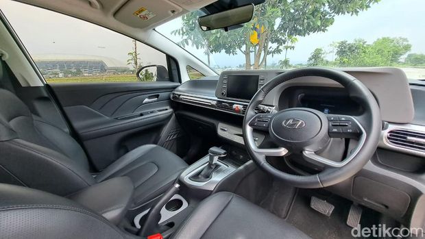 Kabin Hyundai Stargazer