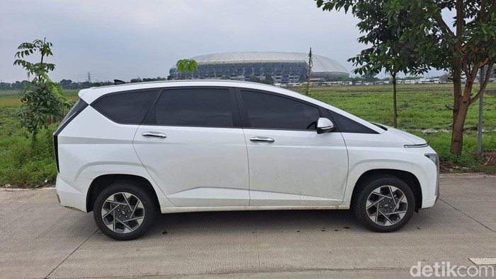 Hyundai Stargazer