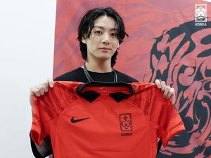 Momen Jungkook BTS Foto Bareng Timnas Korsel Jelang Piala Dunia 2022
